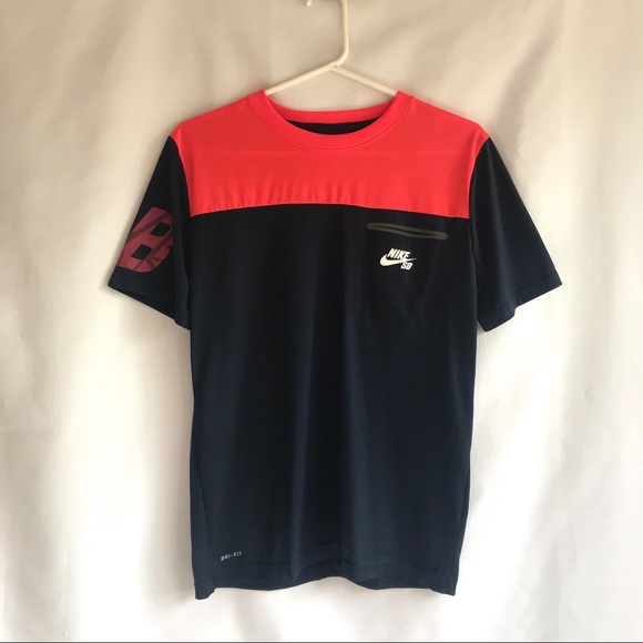 nike sb dri fit t shirt